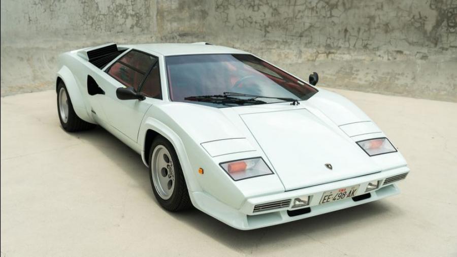  Lamborghini Countach LP5000 S Quattrovalvole (Bianco Polo Park) 1985 года  (фото 1 из 10)